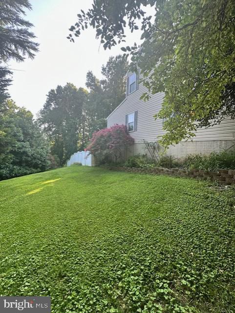 CONSTANT FRIENDSHIP - Residential Lease