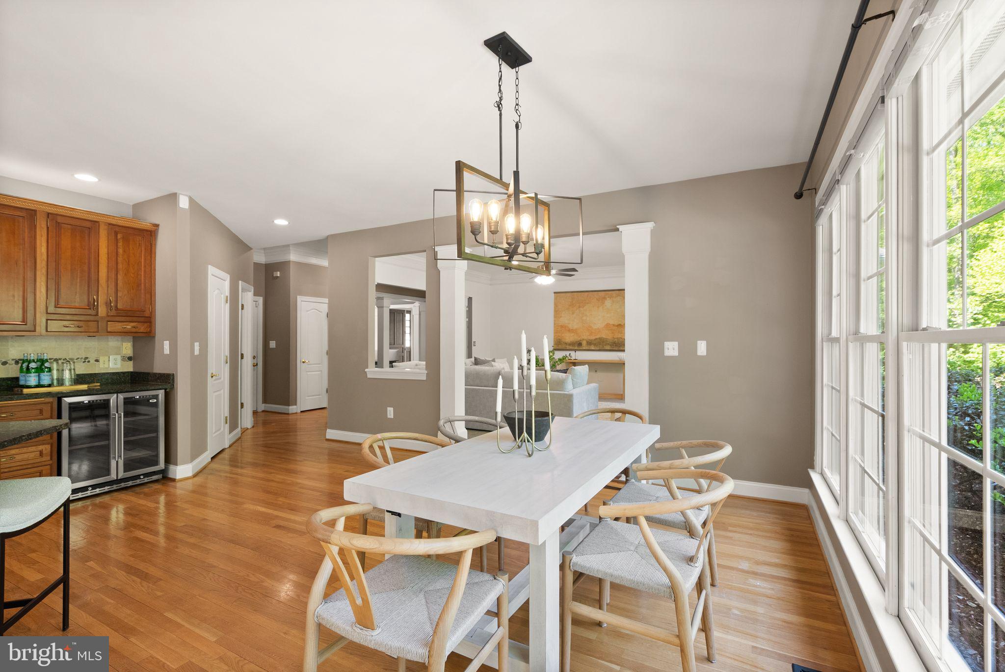 HUNTWOOD MANOR - Residential