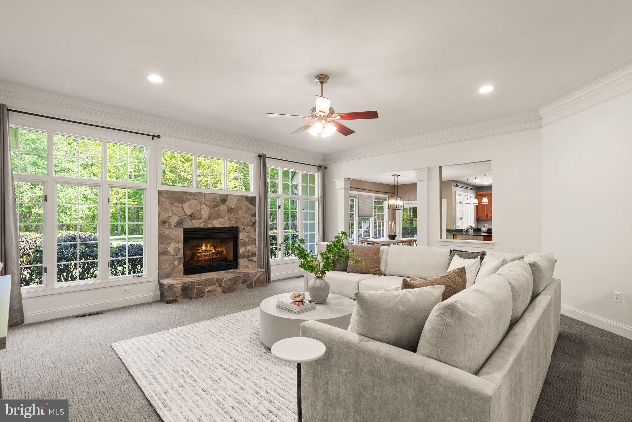 HUNTWOOD MANOR - Residential