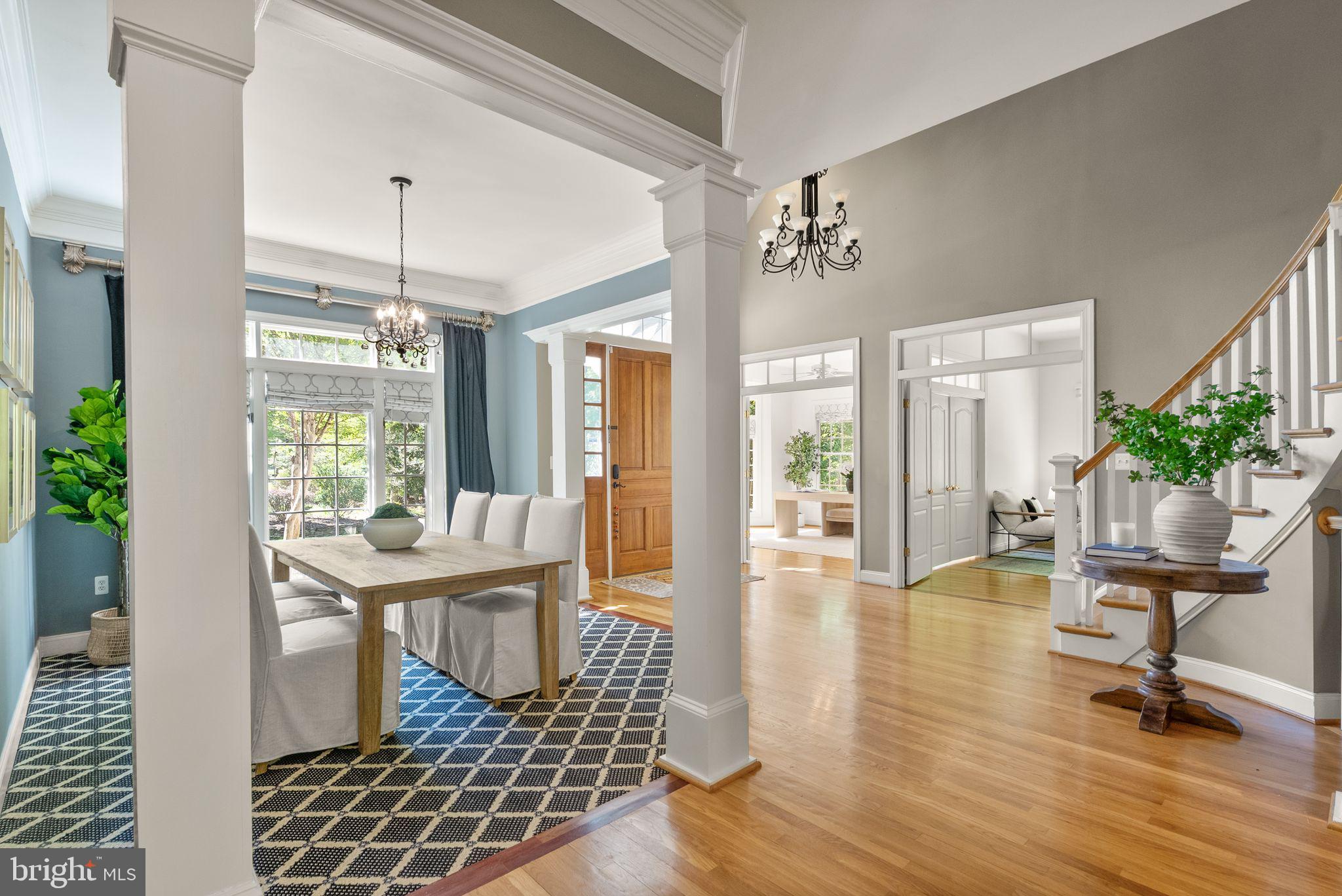 HUNTWOOD MANOR - Residential