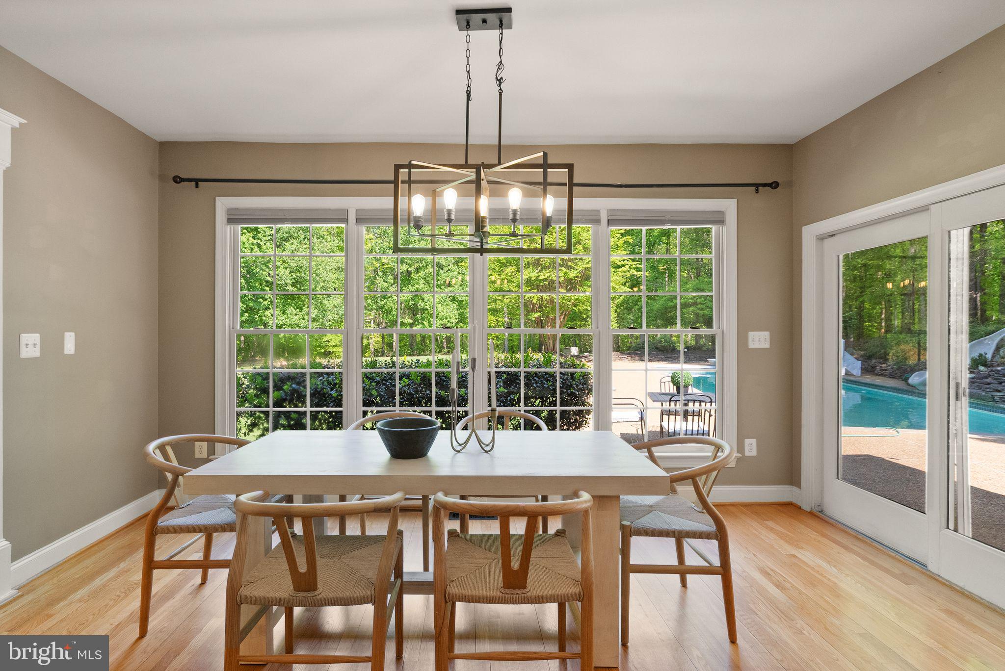 HUNTWOOD MANOR - Residential