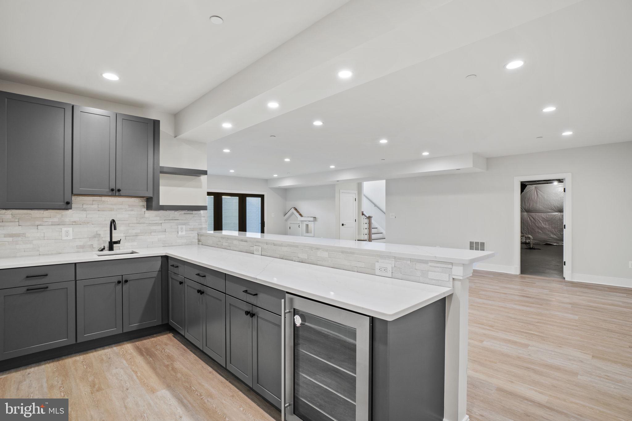 OAKWOOD KNOLLS - Residential