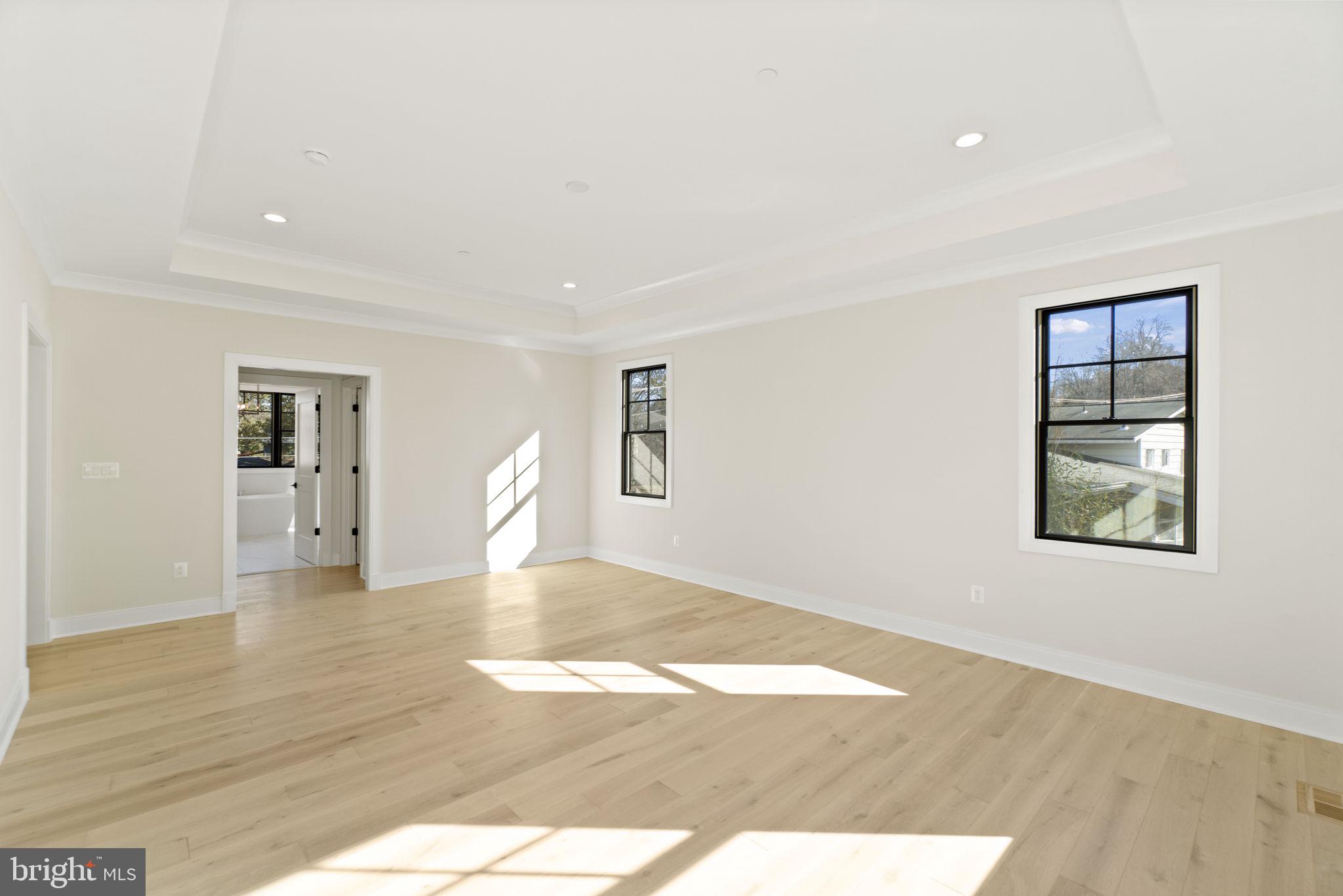 OAKWOOD KNOLLS - Residential