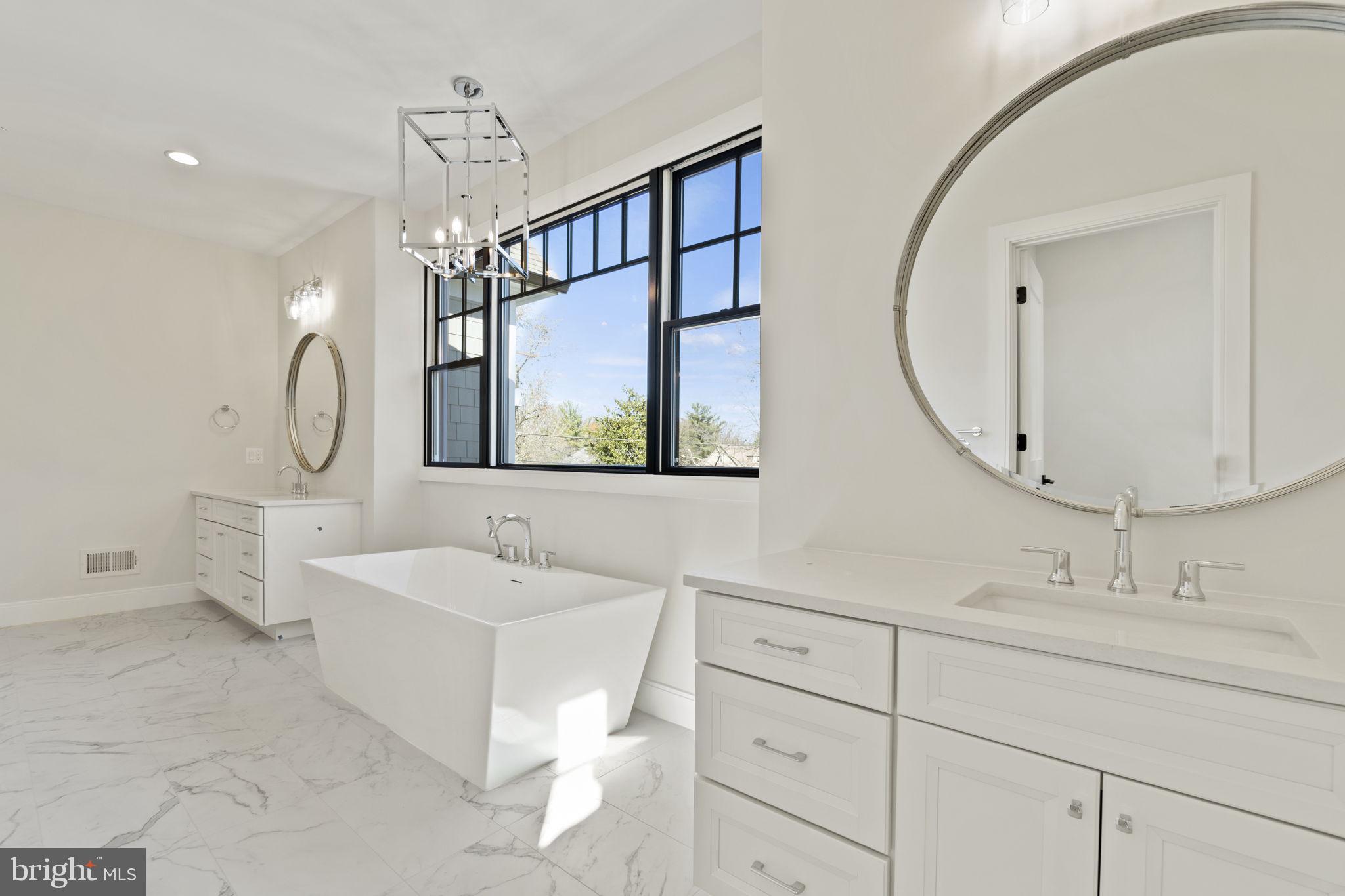 OAKWOOD KNOLLS - Residential