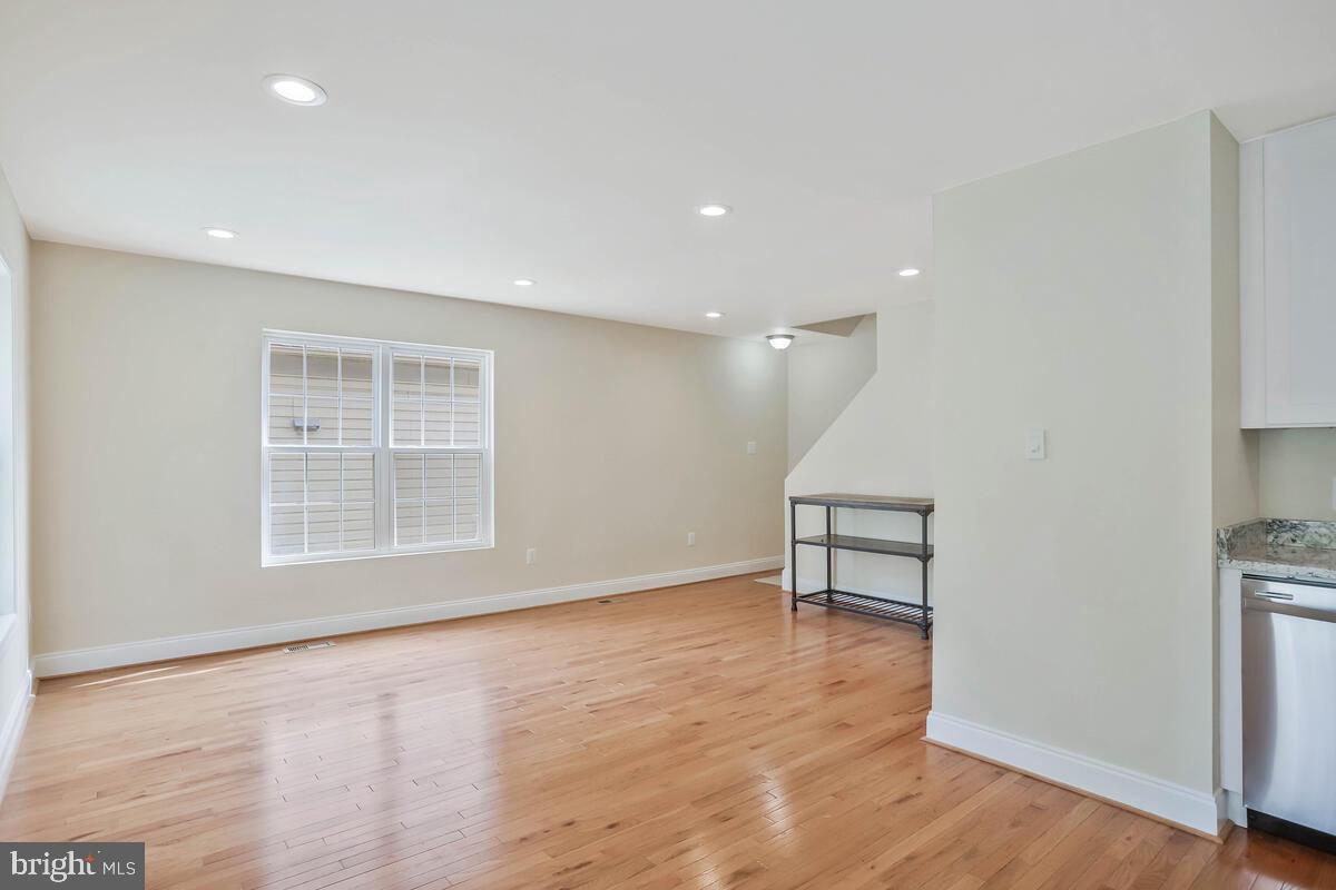 SENECA CROSSING - Residential