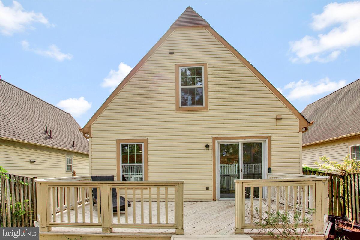 SENECA CROSSING - Residential