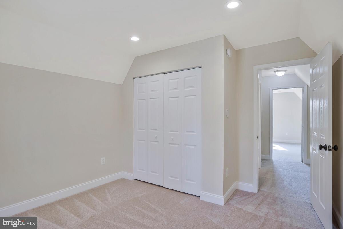 SENECA CROSSING - Residential