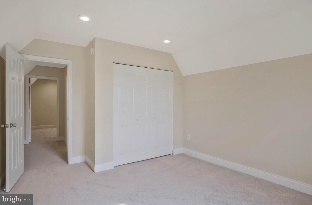 SENECA CROSSING - Residential