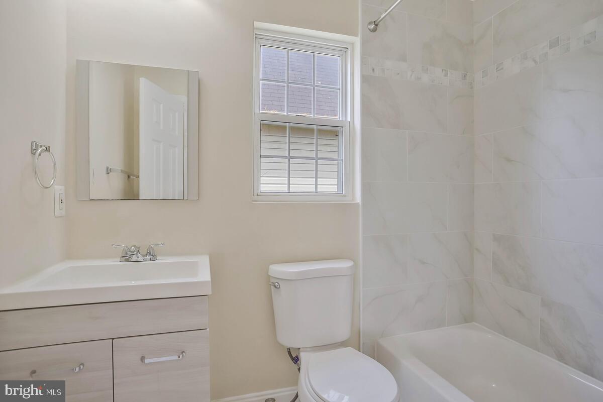 SENECA CROSSING - Residential