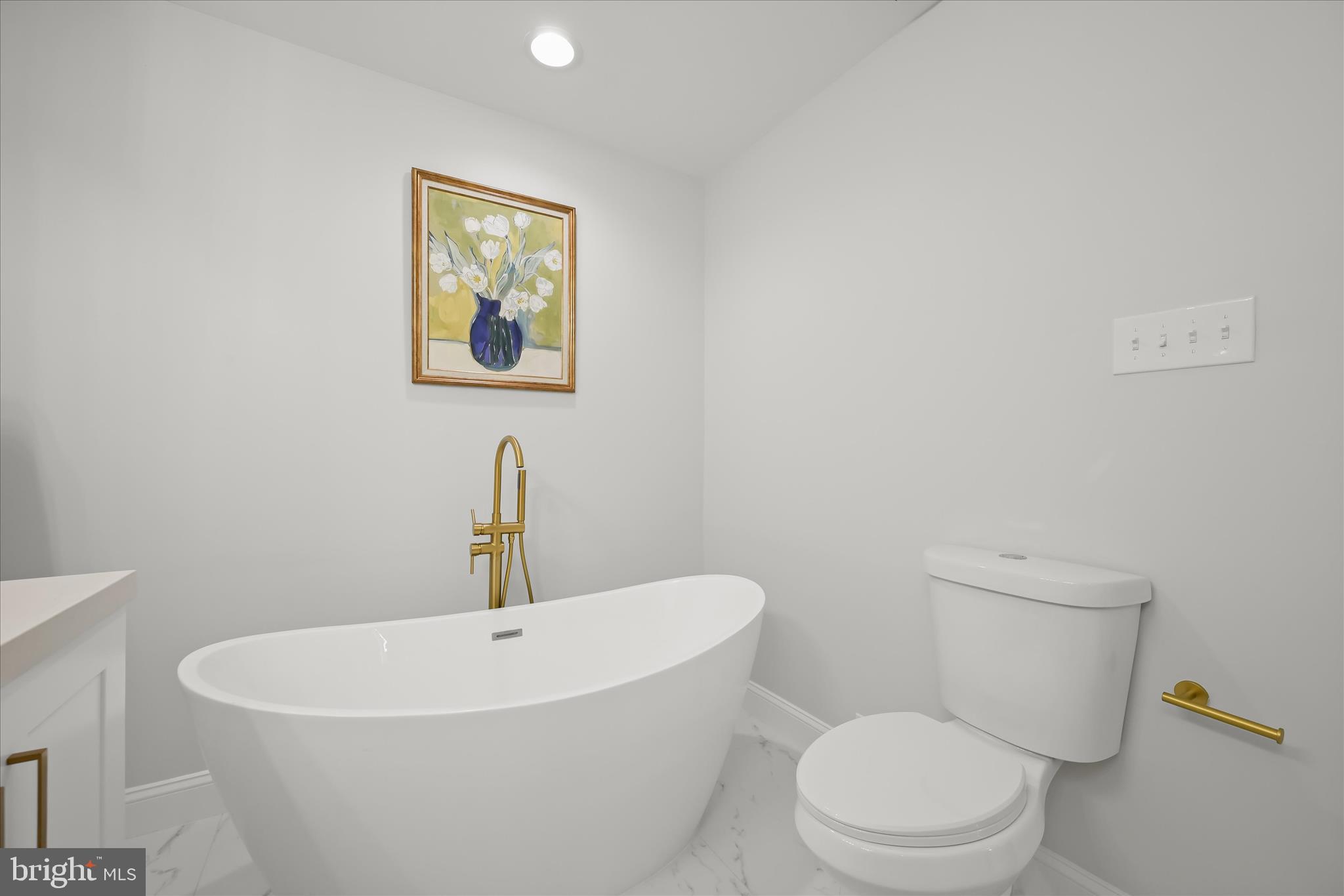 RIVER HILL - Residential