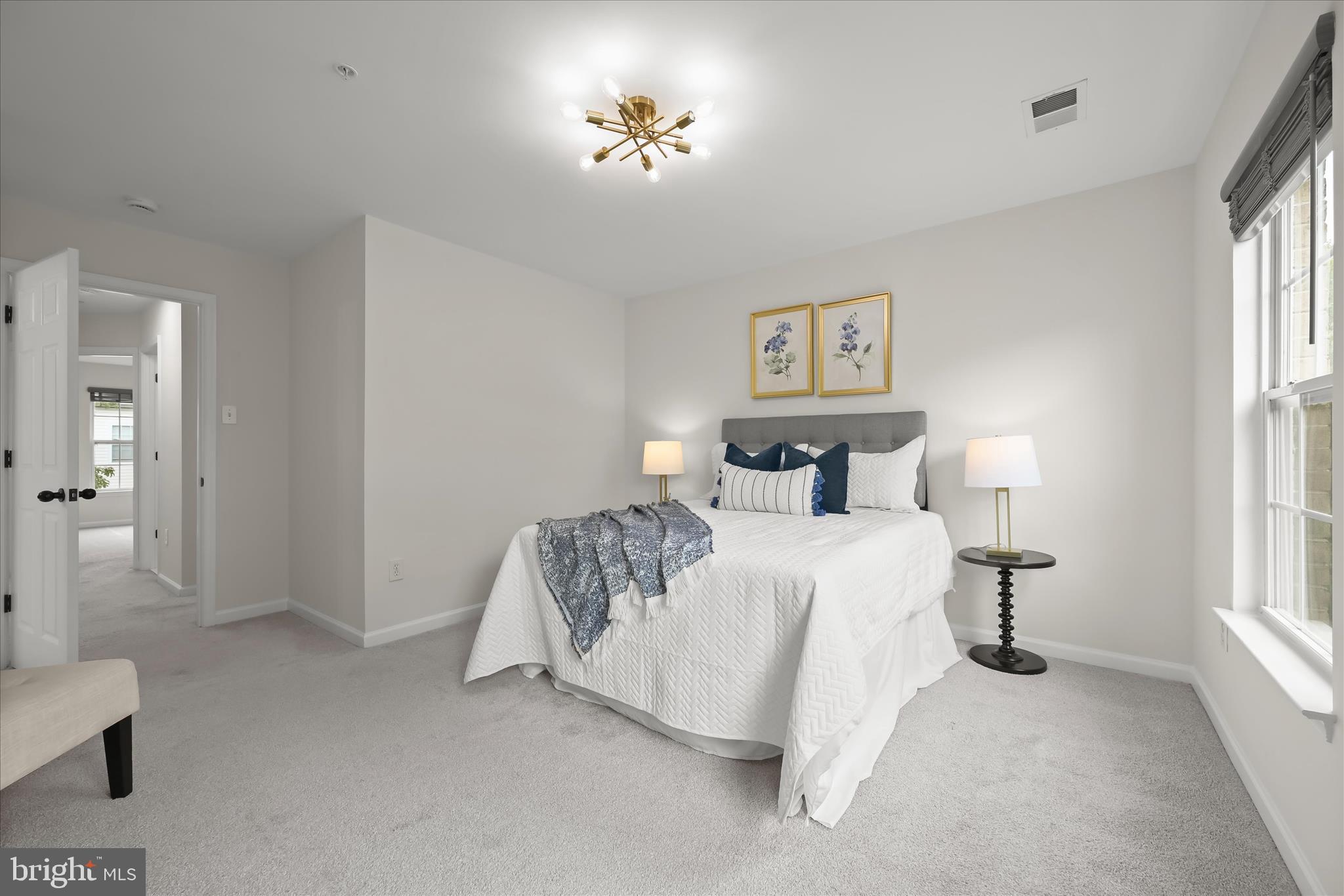 RIVER HILL - Residential