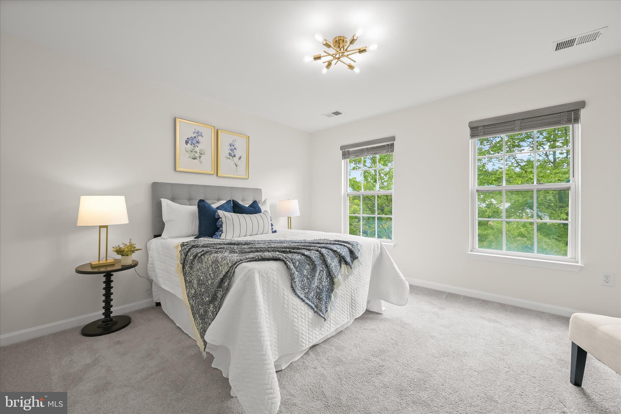 RIVER HILL - Residential