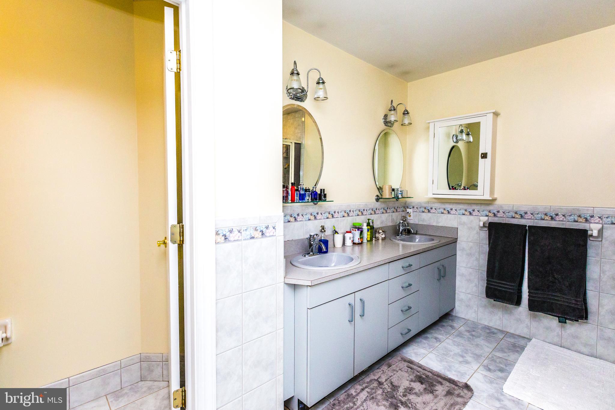 LUTHERVILLE - Residential