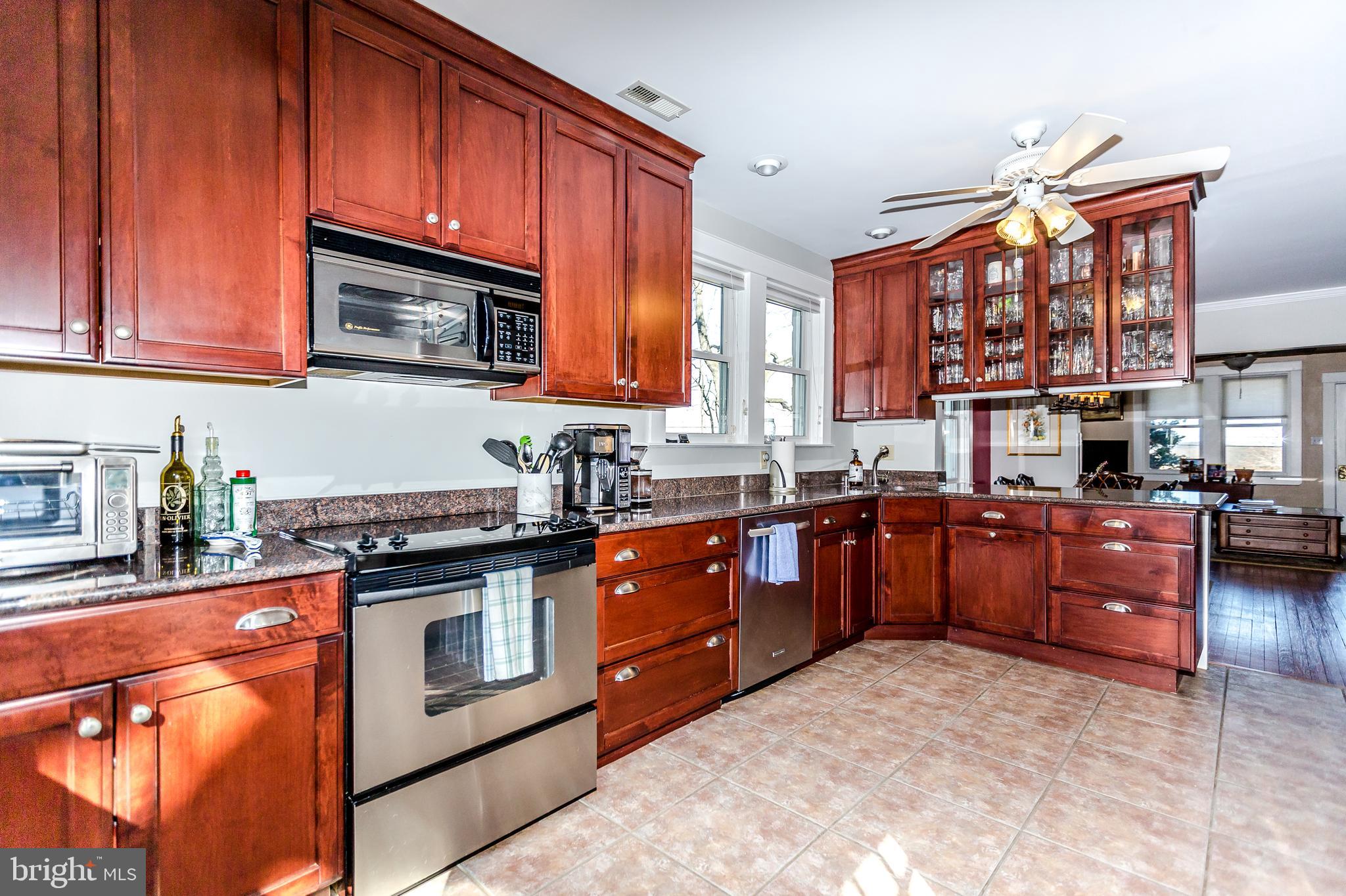 LUTHERVILLE - Residential