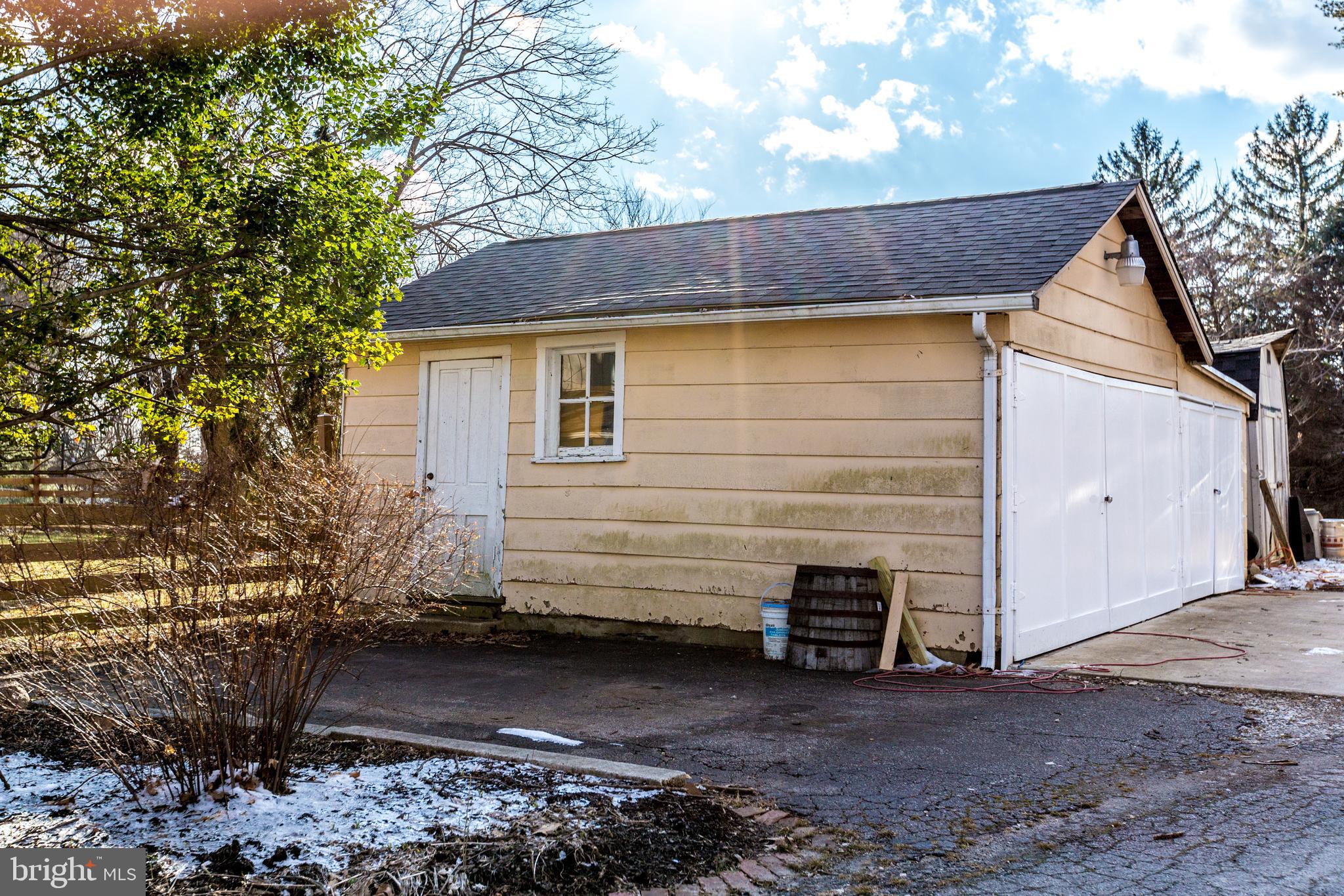 LUTHERVILLE - Residential