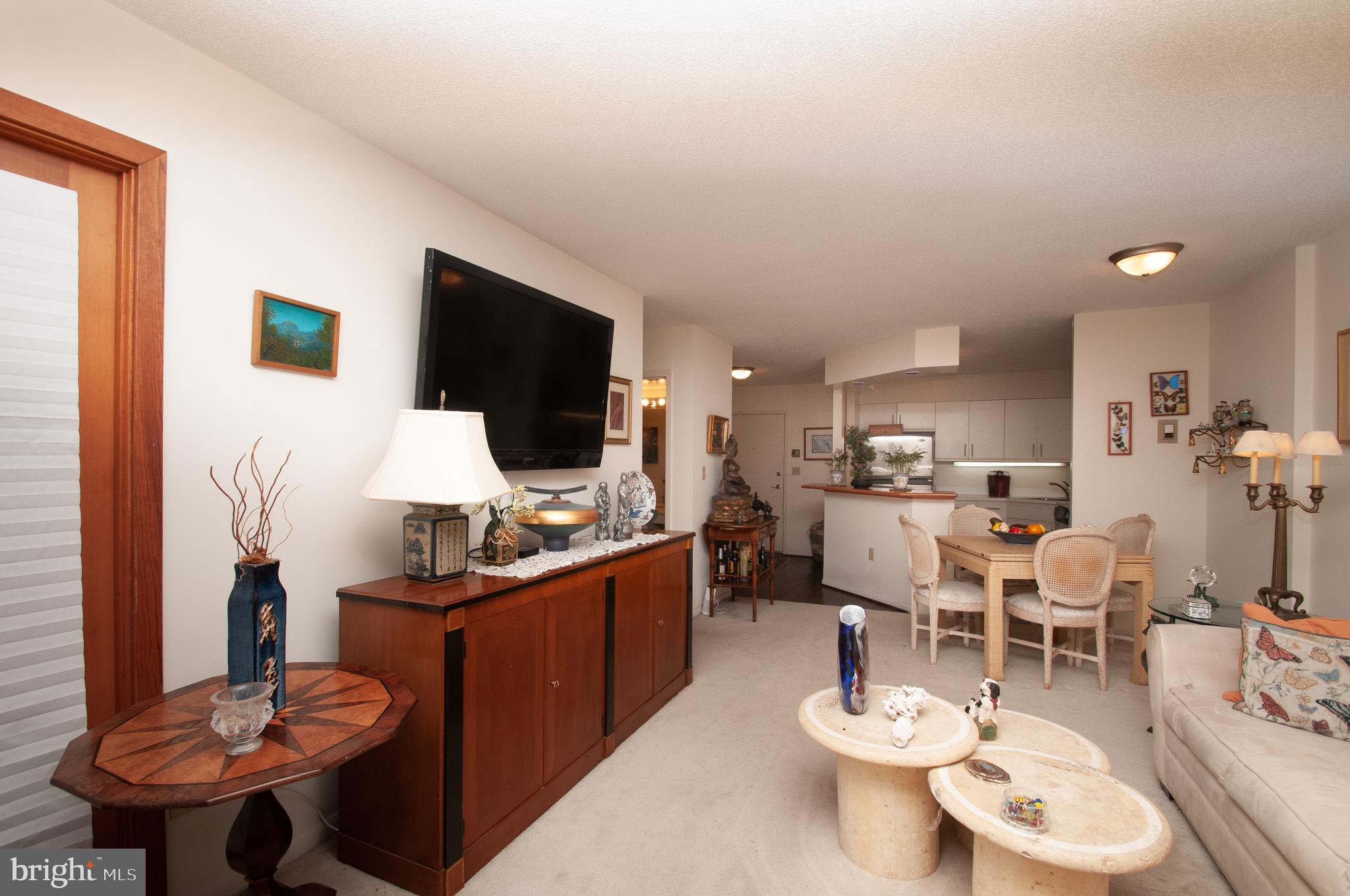 WASHINGTON SQ - Residential Lease