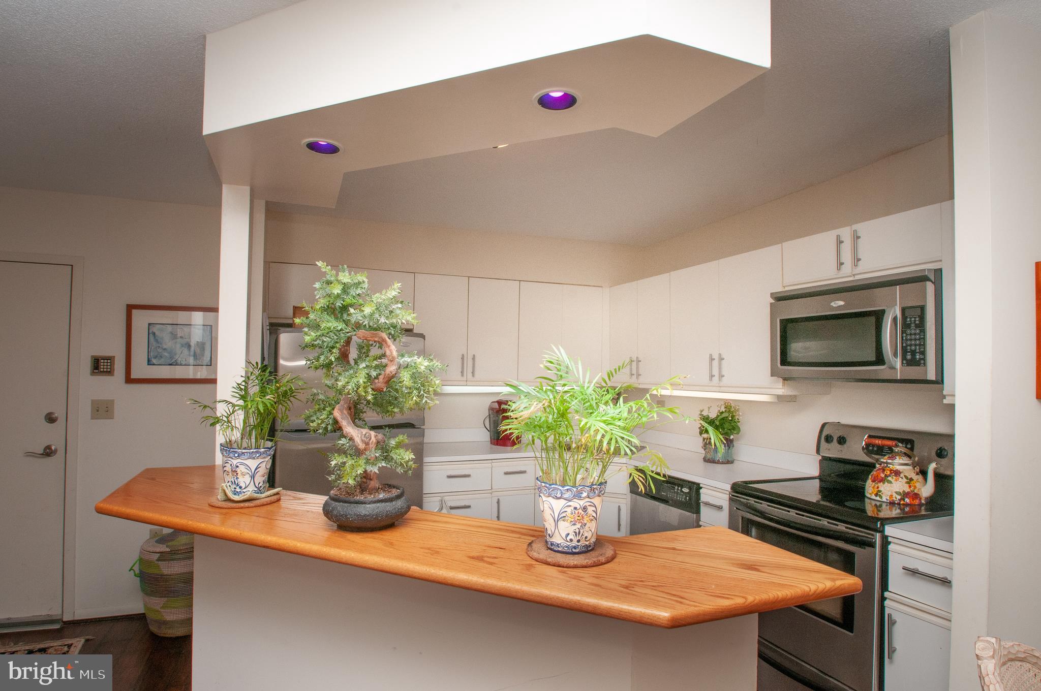 WASHINGTON SQ - Residential Lease