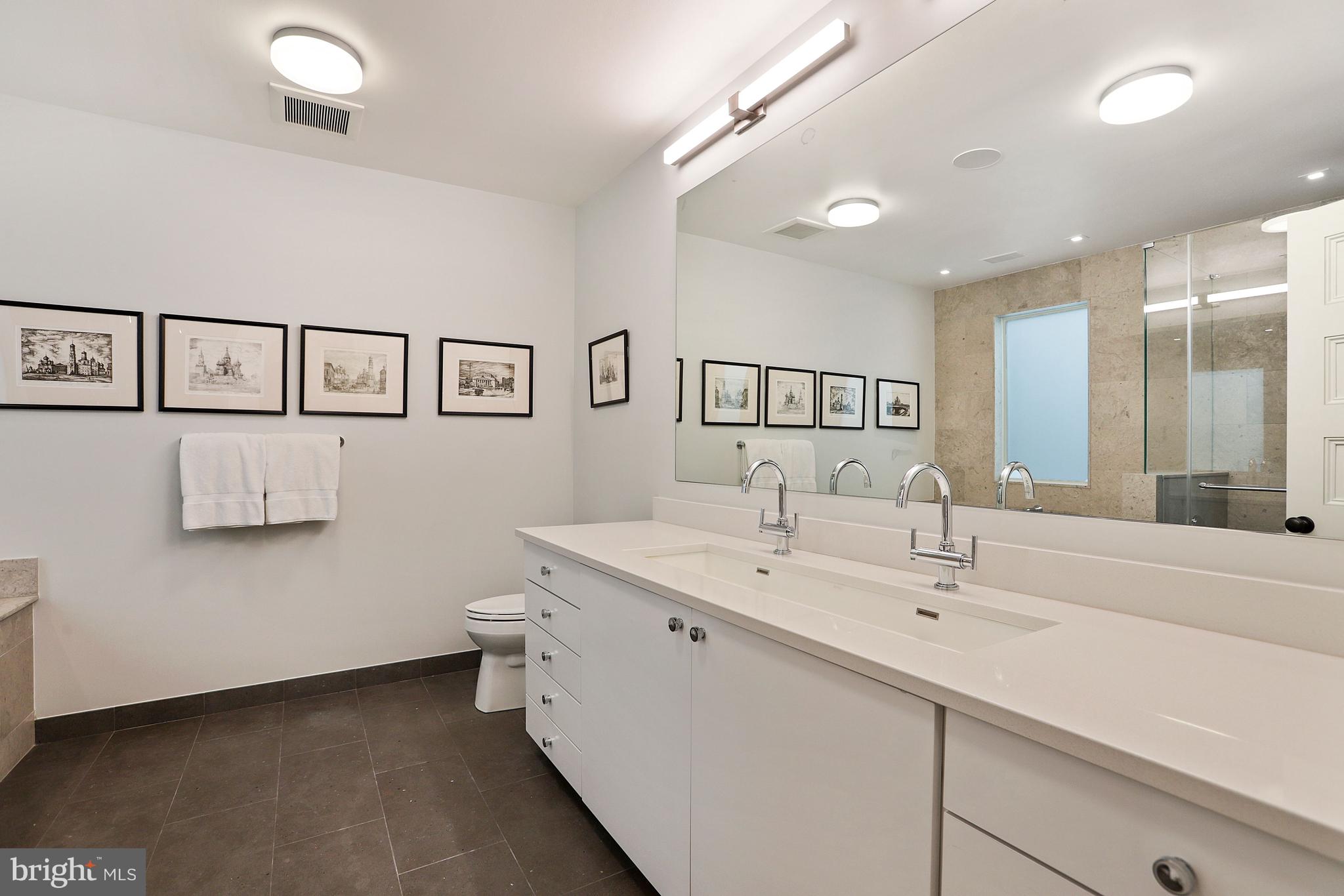 LOGAN CIRCLE - Residential