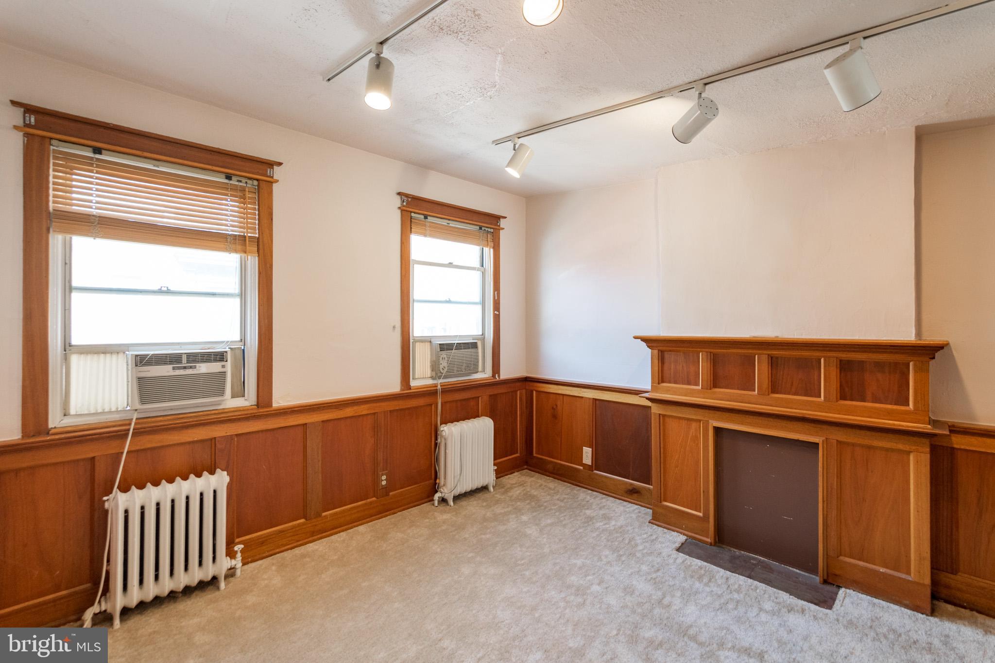 RITTENHOUSE SQUARE - Residential Lease