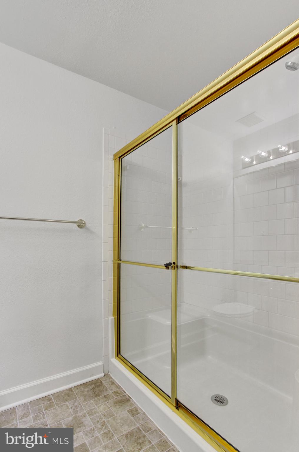 ENGLISH COUNTRY MANOR - Residential