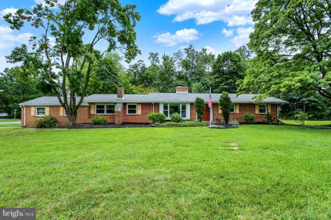 Homes For Sale - 4323 Long Drive<br/> Dauphin County, HARRISBURG, PA 17112