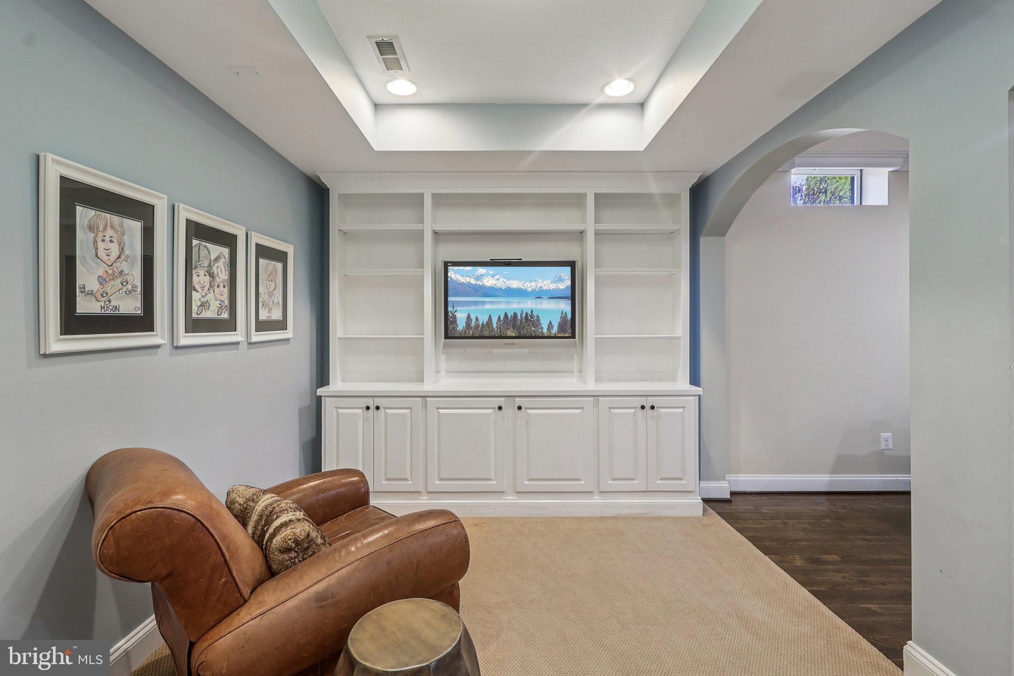 BELMONT COUNTRY CLUB - Residential