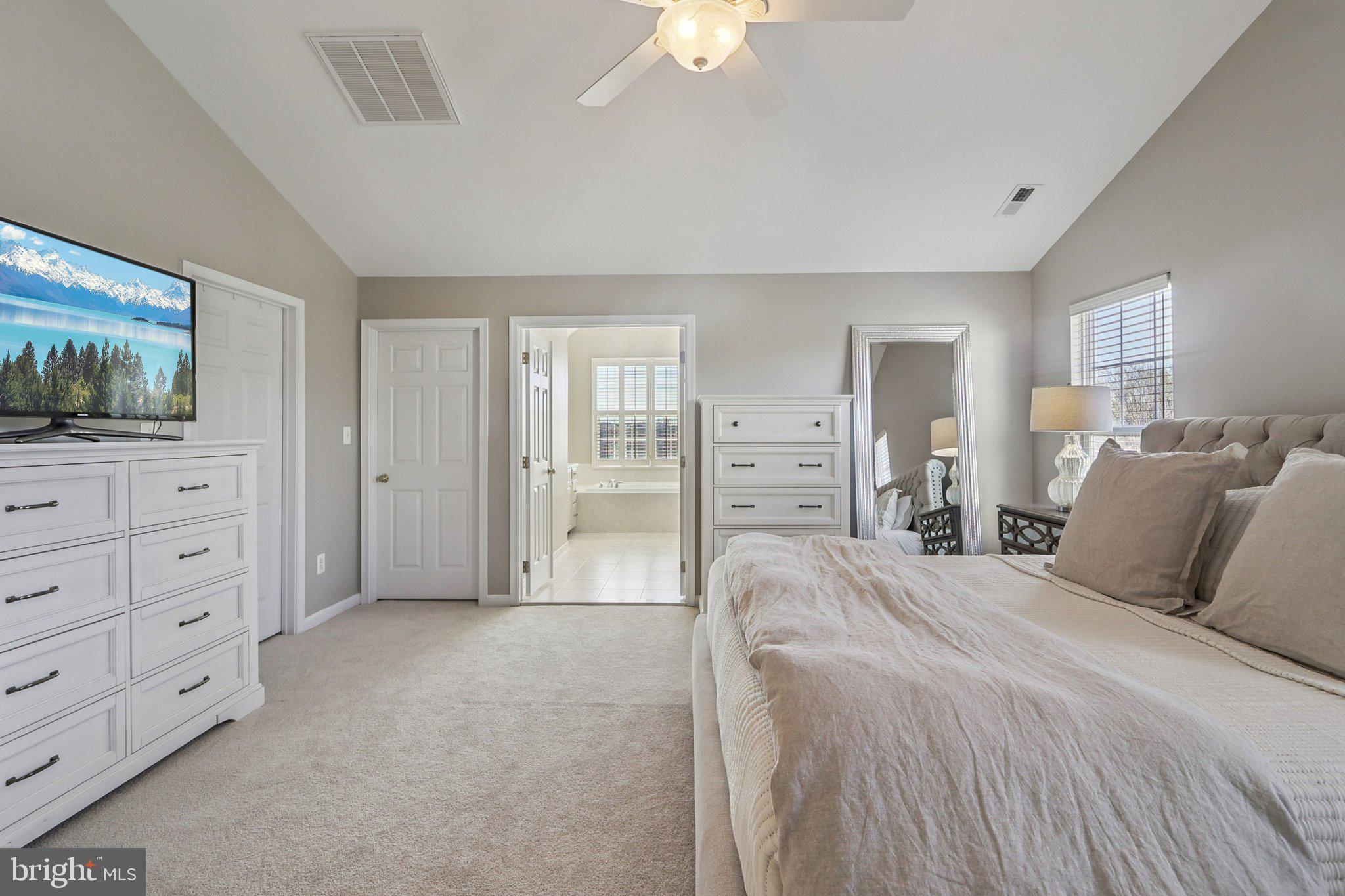 BELMONT COUNTRY CLUB - Residential