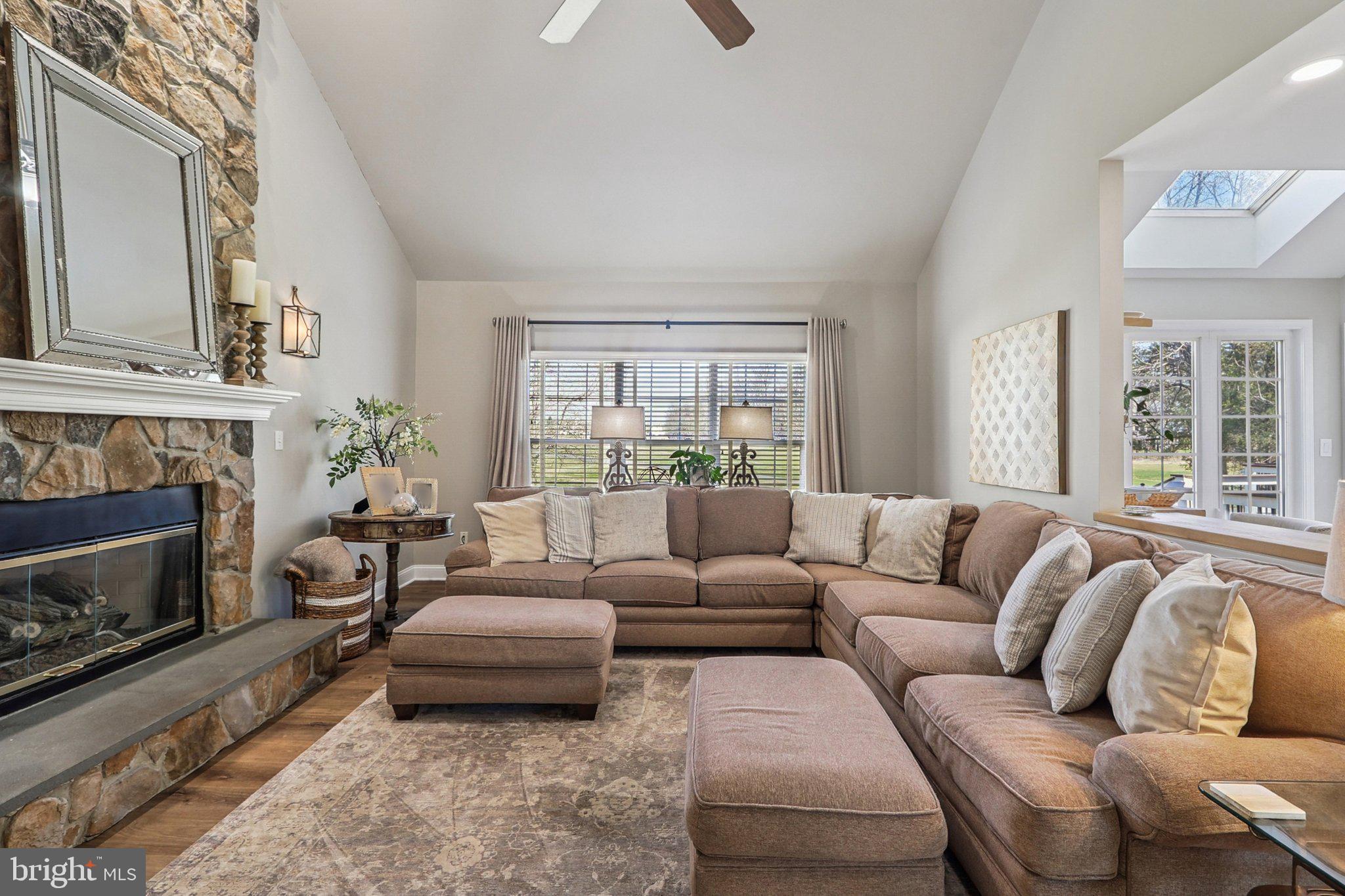 BELMONT COUNTRY CLUB - Residential