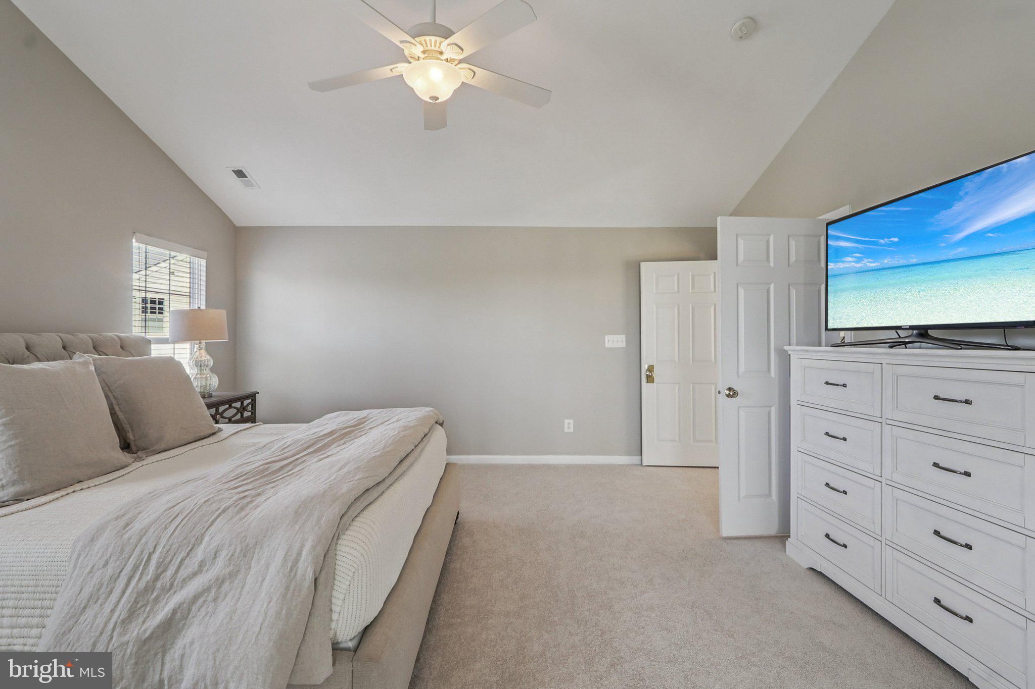 BELMONT COUNTRY CLUB - Residential