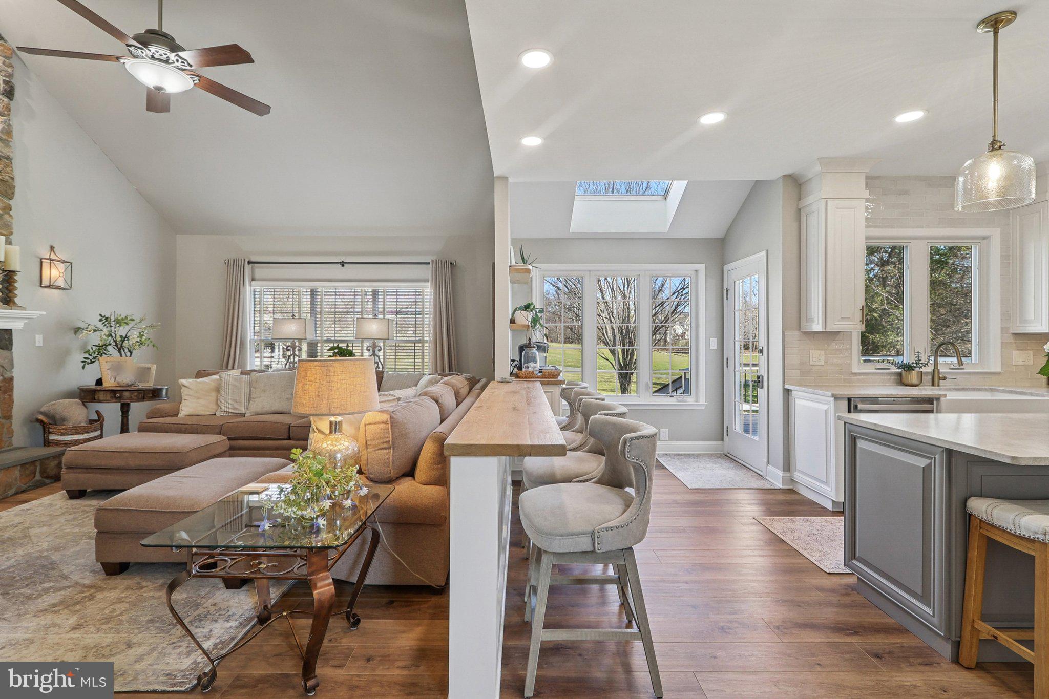 BELMONT COUNTRY CLUB - Residential