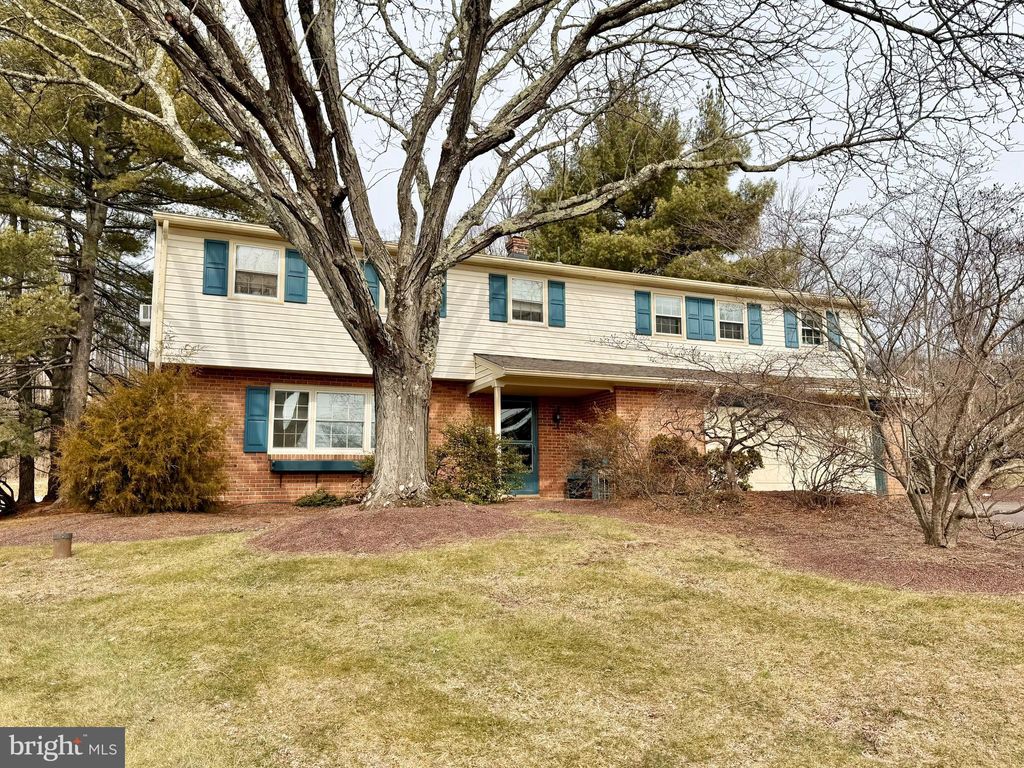 Photo of 1457 Lynn Drive, POTTSTOWN, PA 19464 (MLS # PAMC2168738)