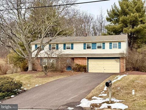 Photo of 1457 Lynn Drive, POTTSTOWN, PA 19464 (MLS # PAMC2168738)