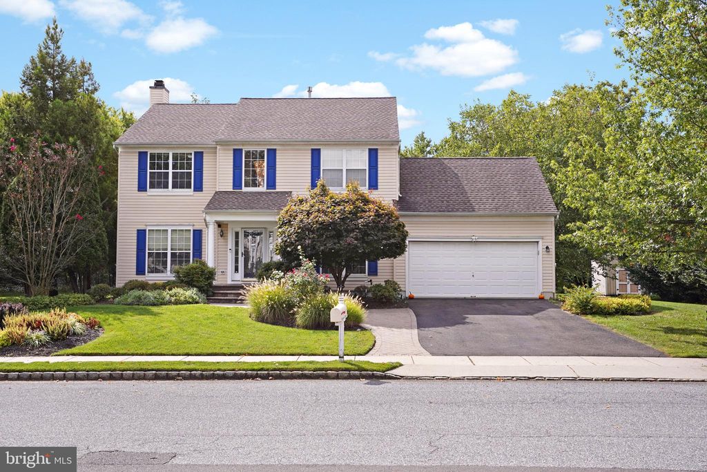 Photo of 4 Haven Lane, BURLINGTON, NJ 08016 (MLS # NJBL2096300)