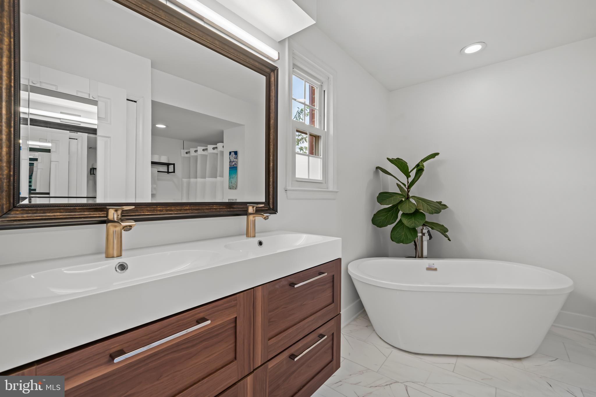 CAMBRIDGE STATION - Residential