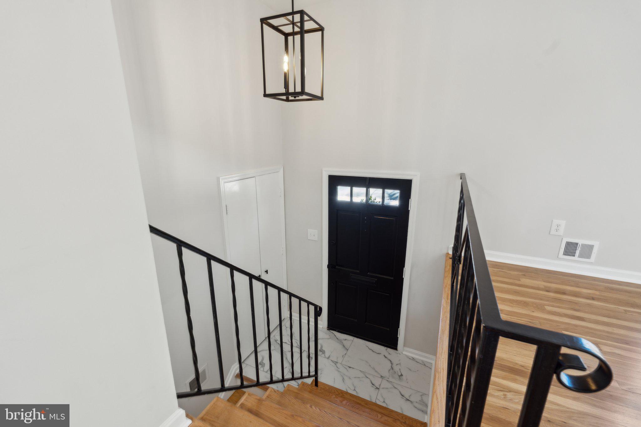 9005 ORANGE HUNT LANE