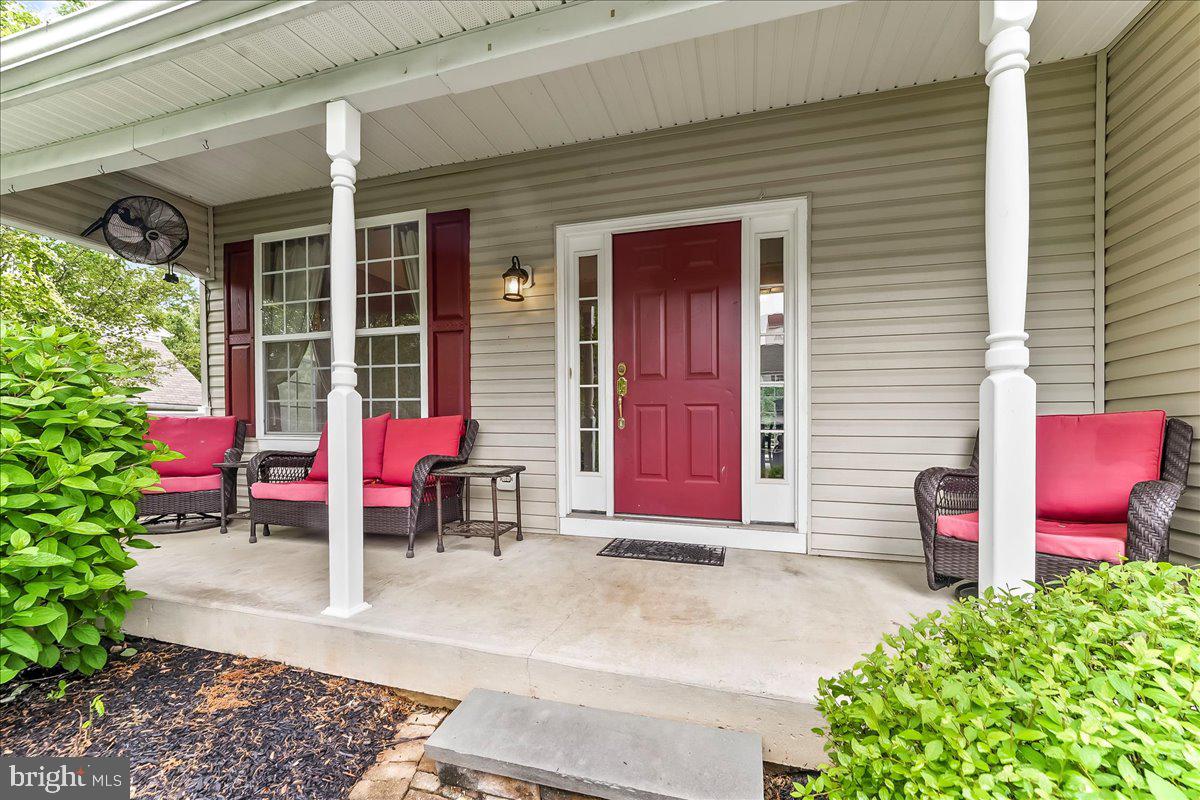 733 MEADOWBROOK DRIVE