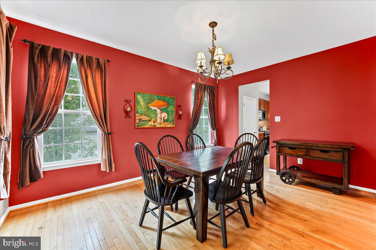733 MEADOWBROOK DRIVE