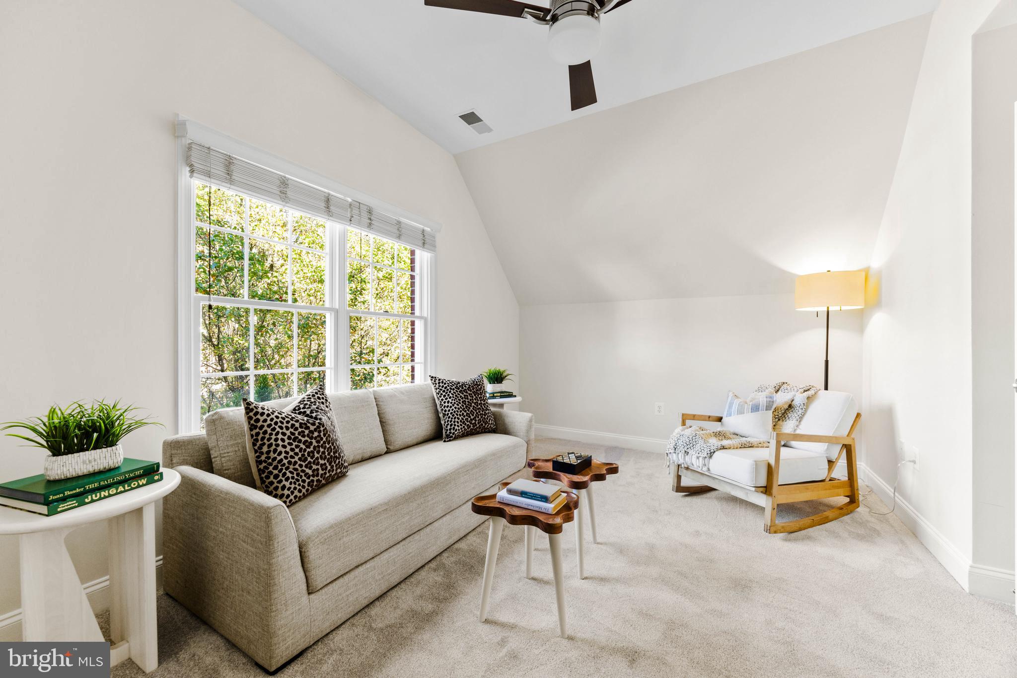 SOUTH RIVER COLONY - Residential