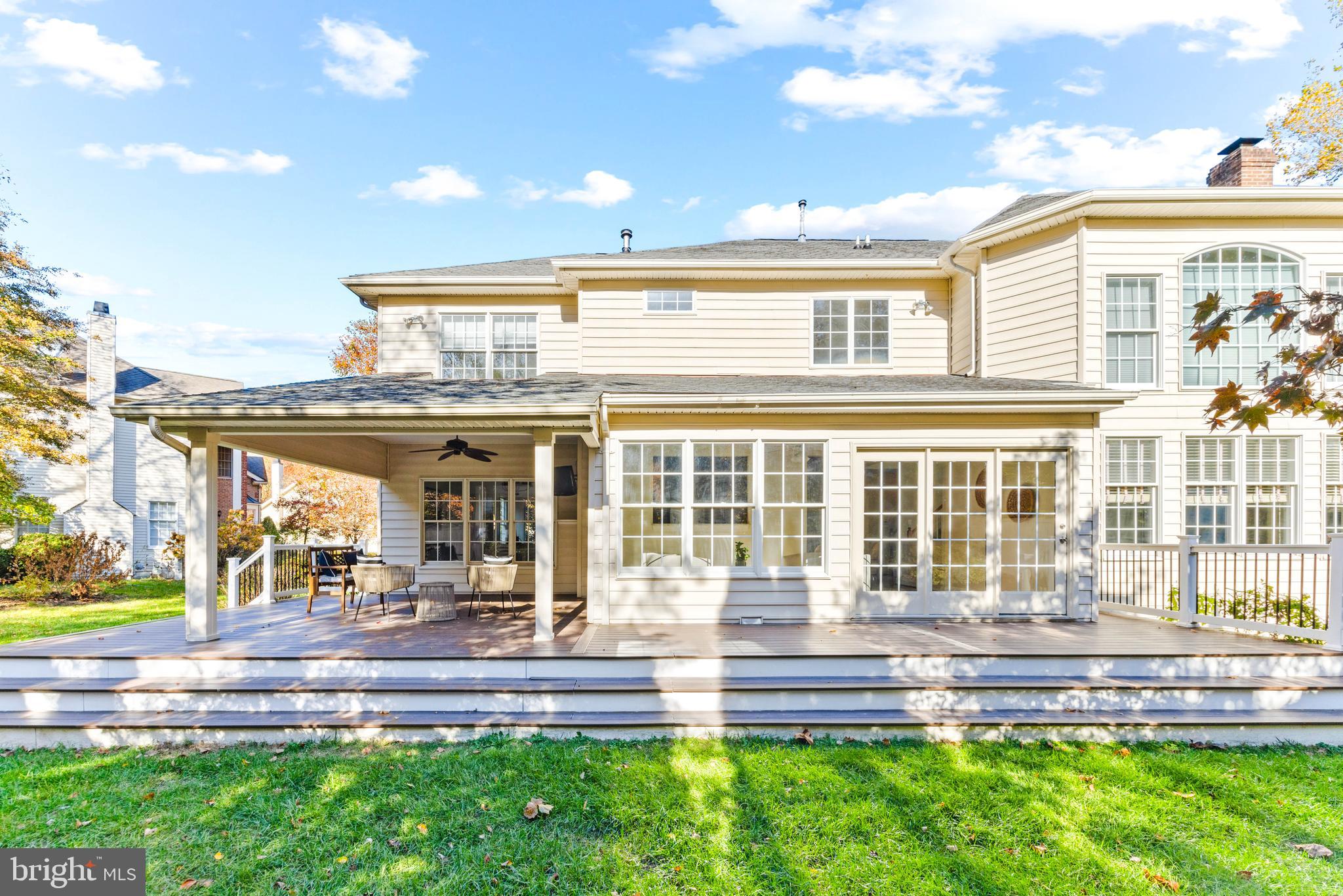 SOUTH RIVER COLONY - Residential