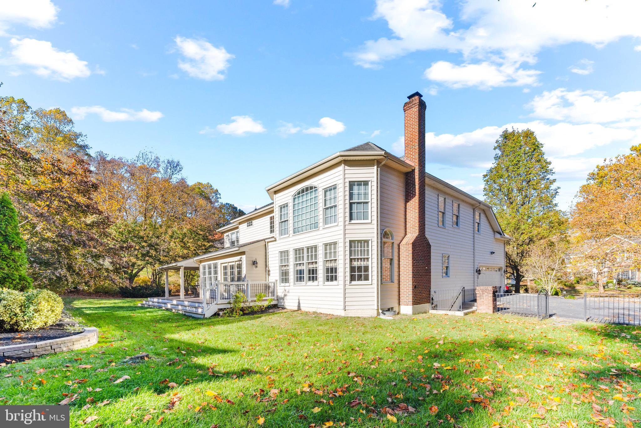 SOUTH RIVER COLONY - Residential