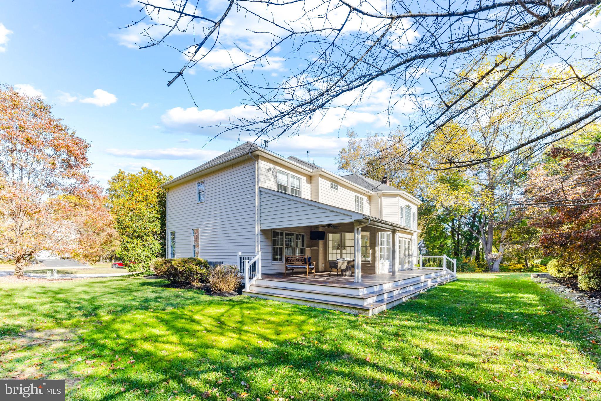 SOUTH RIVER COLONY - Residential