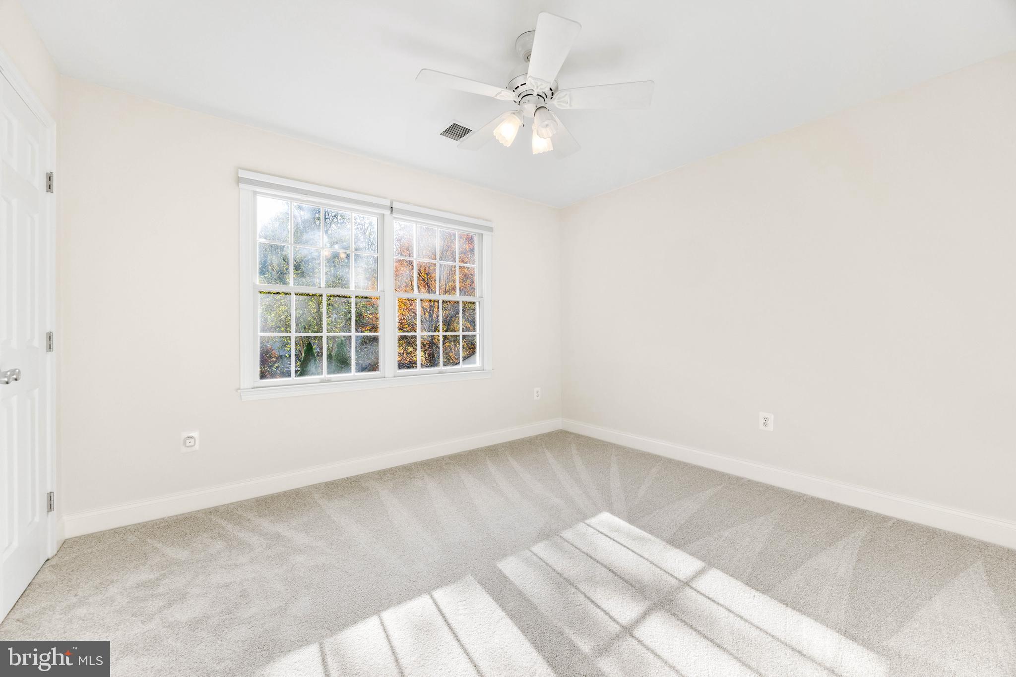 SOUTH RIVER COLONY - Residential