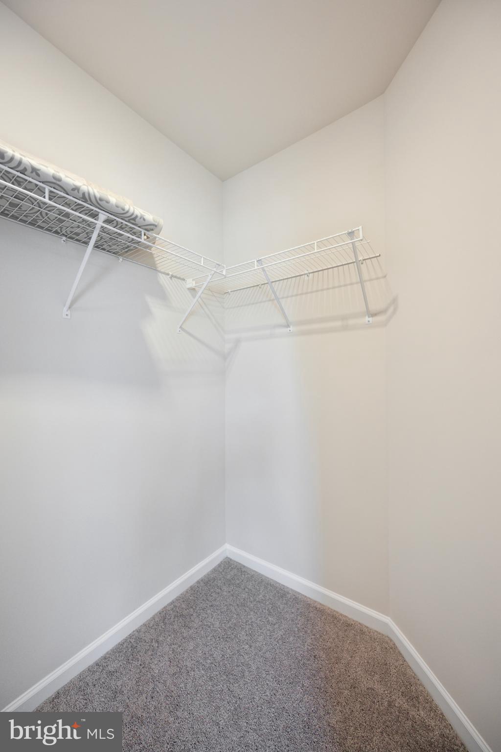 ISAAC COURT - Residential Lease