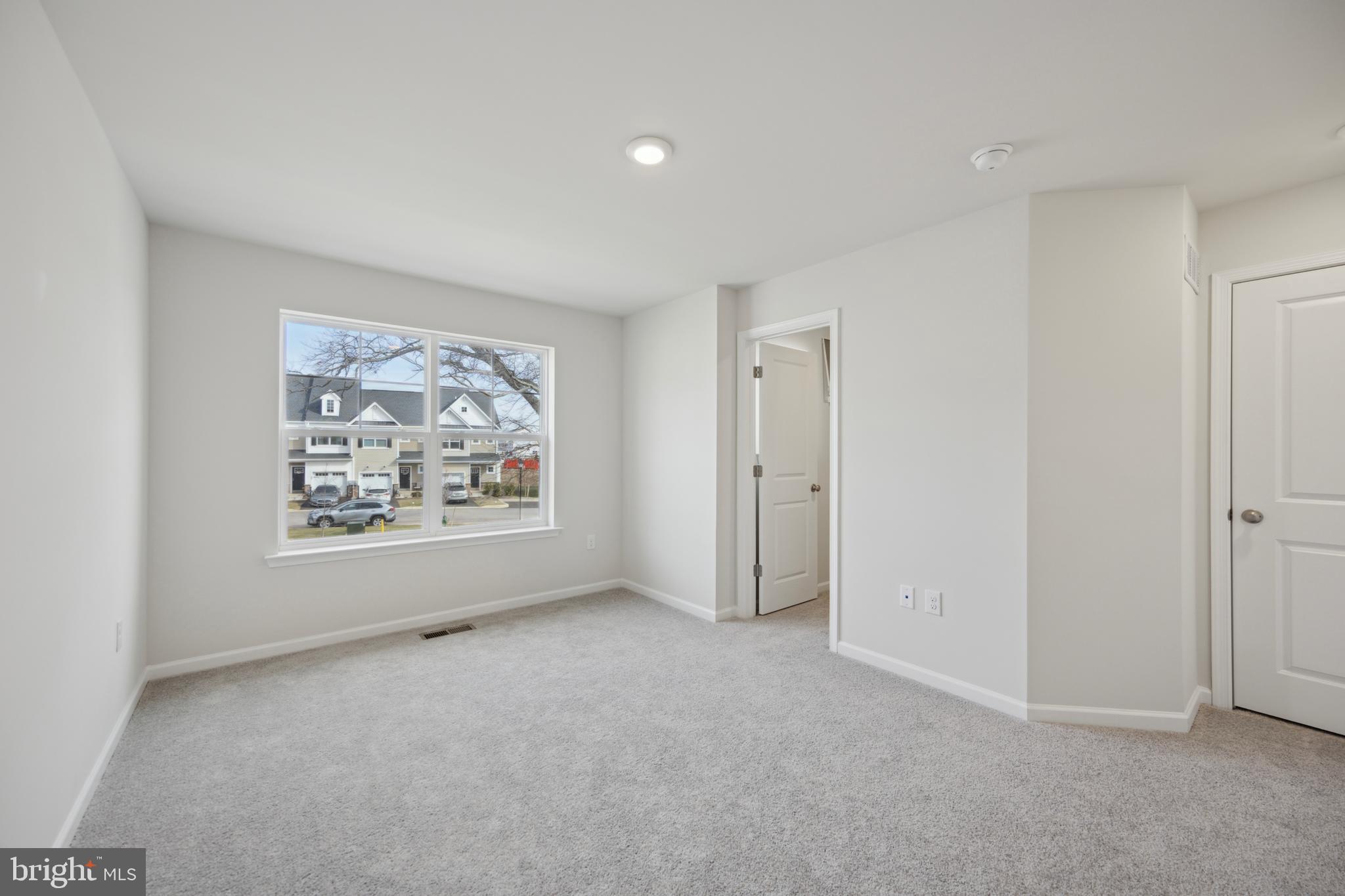 ISAAC COURT - Residential Lease