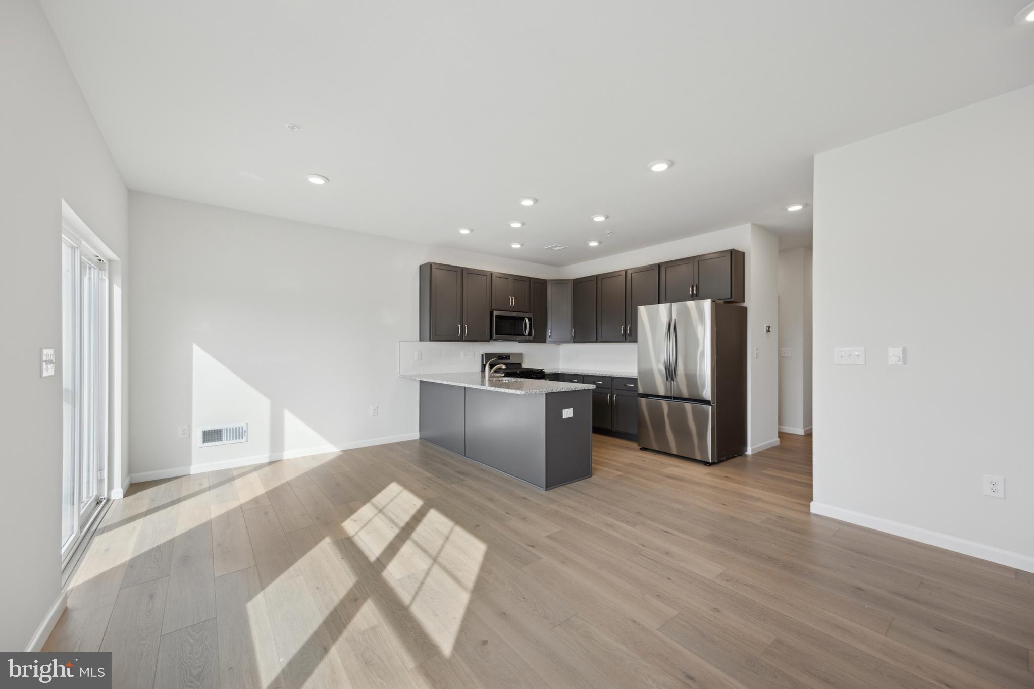 ISAAC COURT - Residential Lease