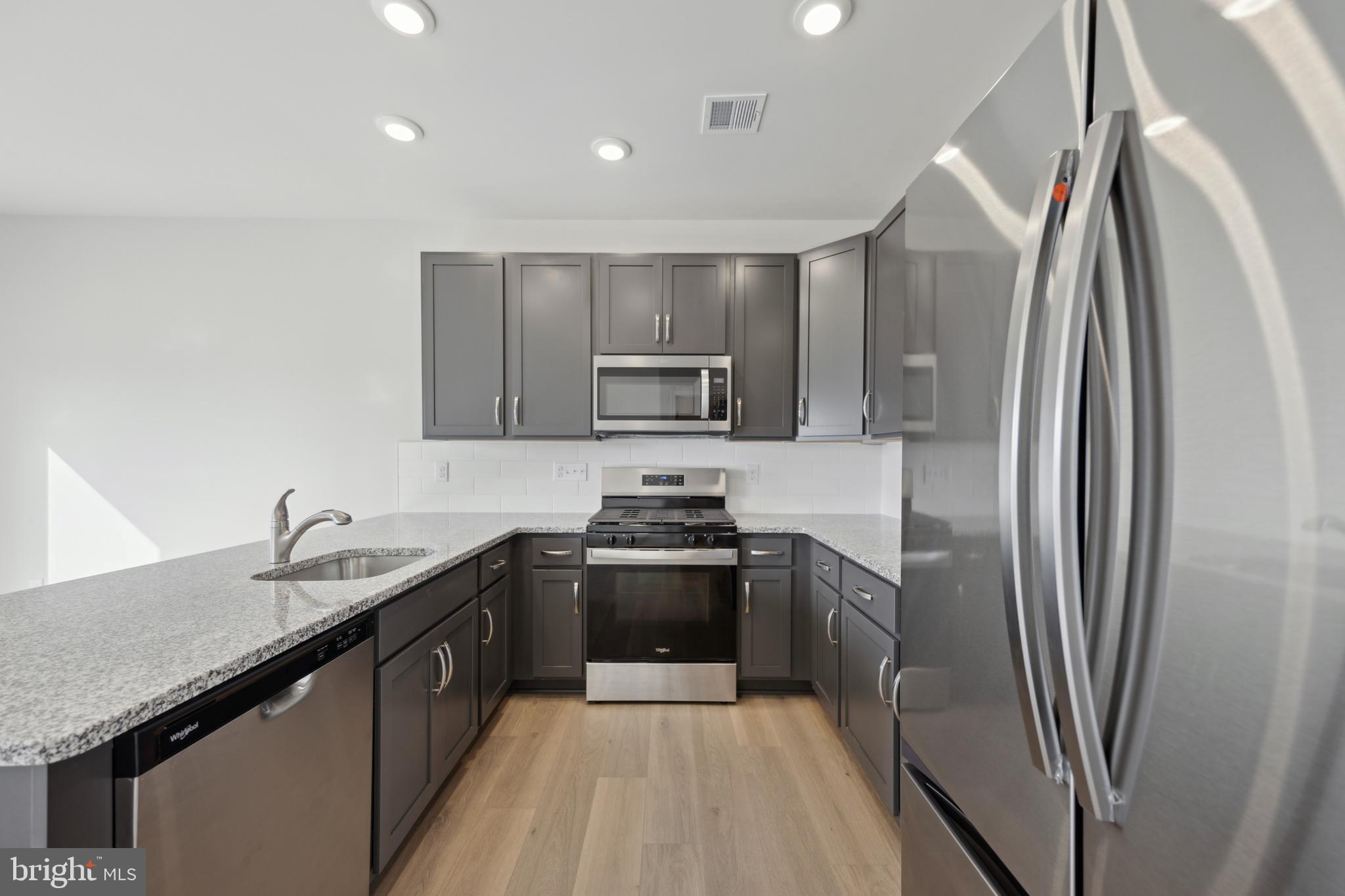 ISAAC COURT - Residential Lease