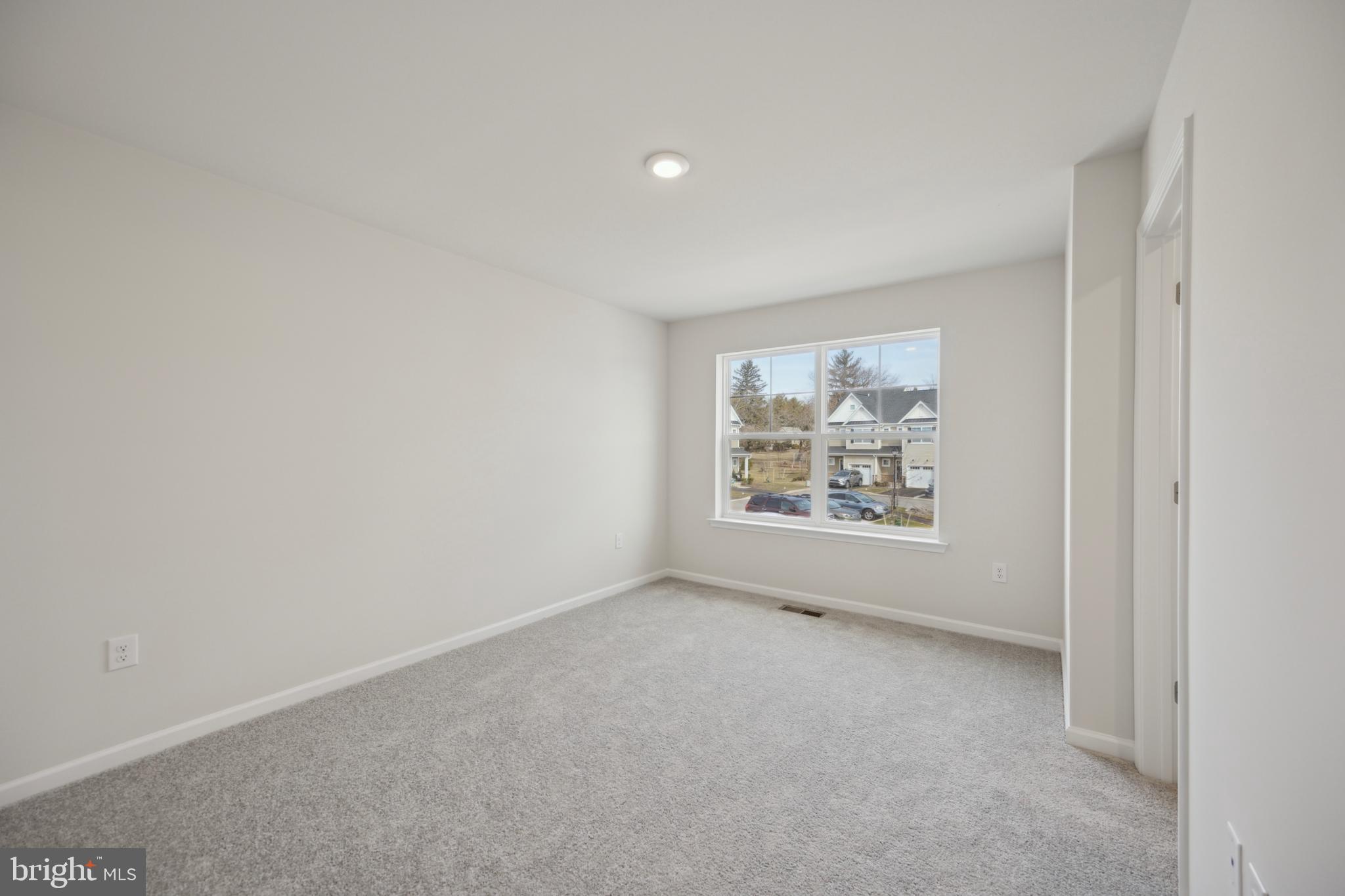 ISAAC COURT - Residential Lease