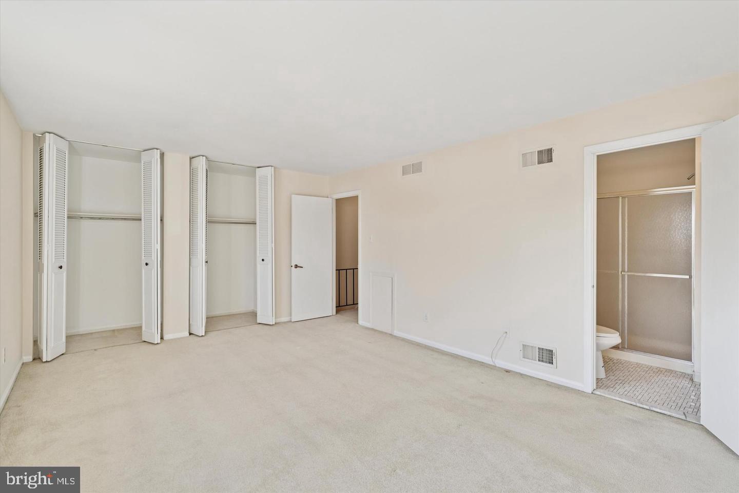208 TOWYN COURT