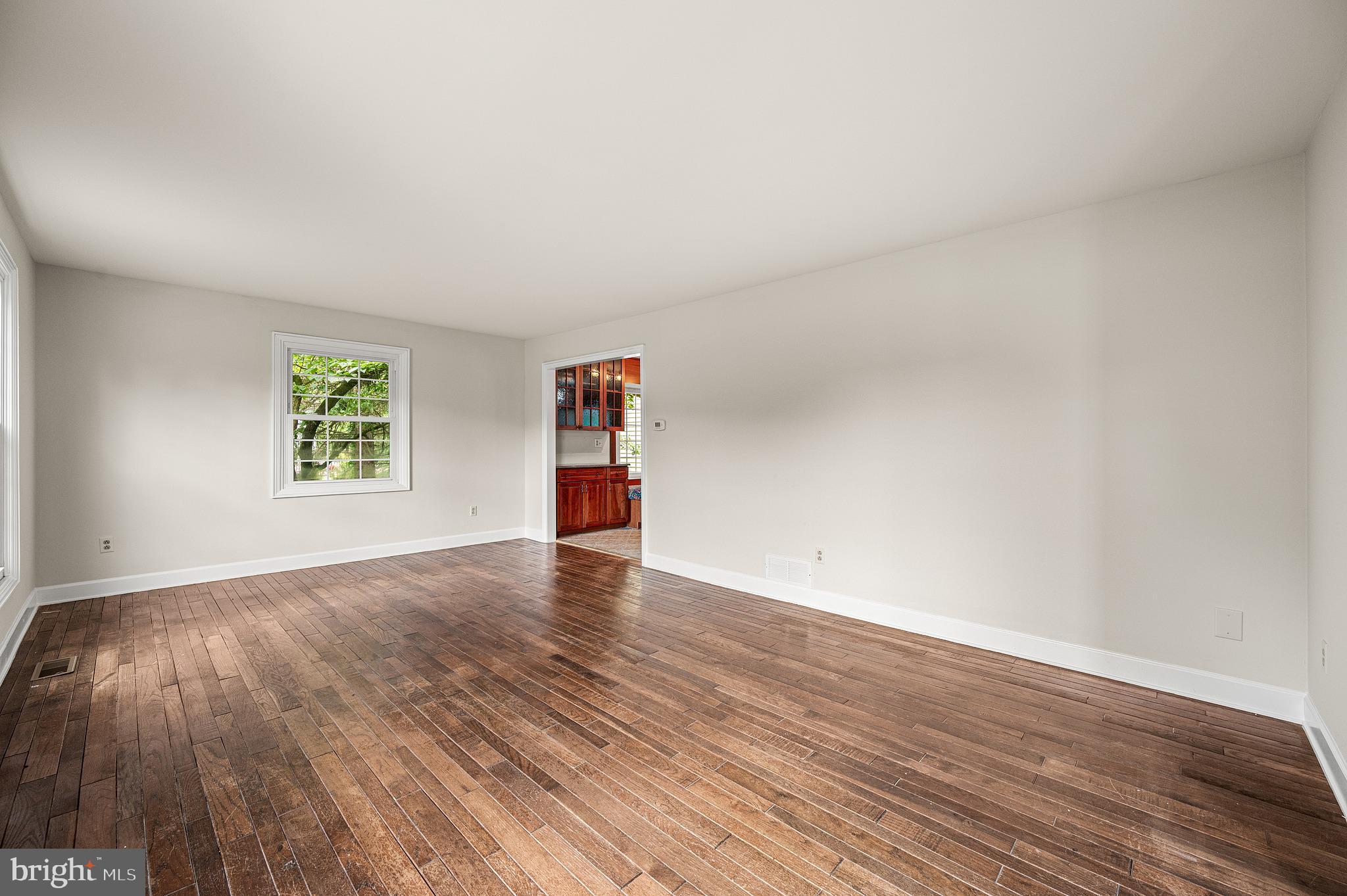 105 SCOTTS GLEN ROAD