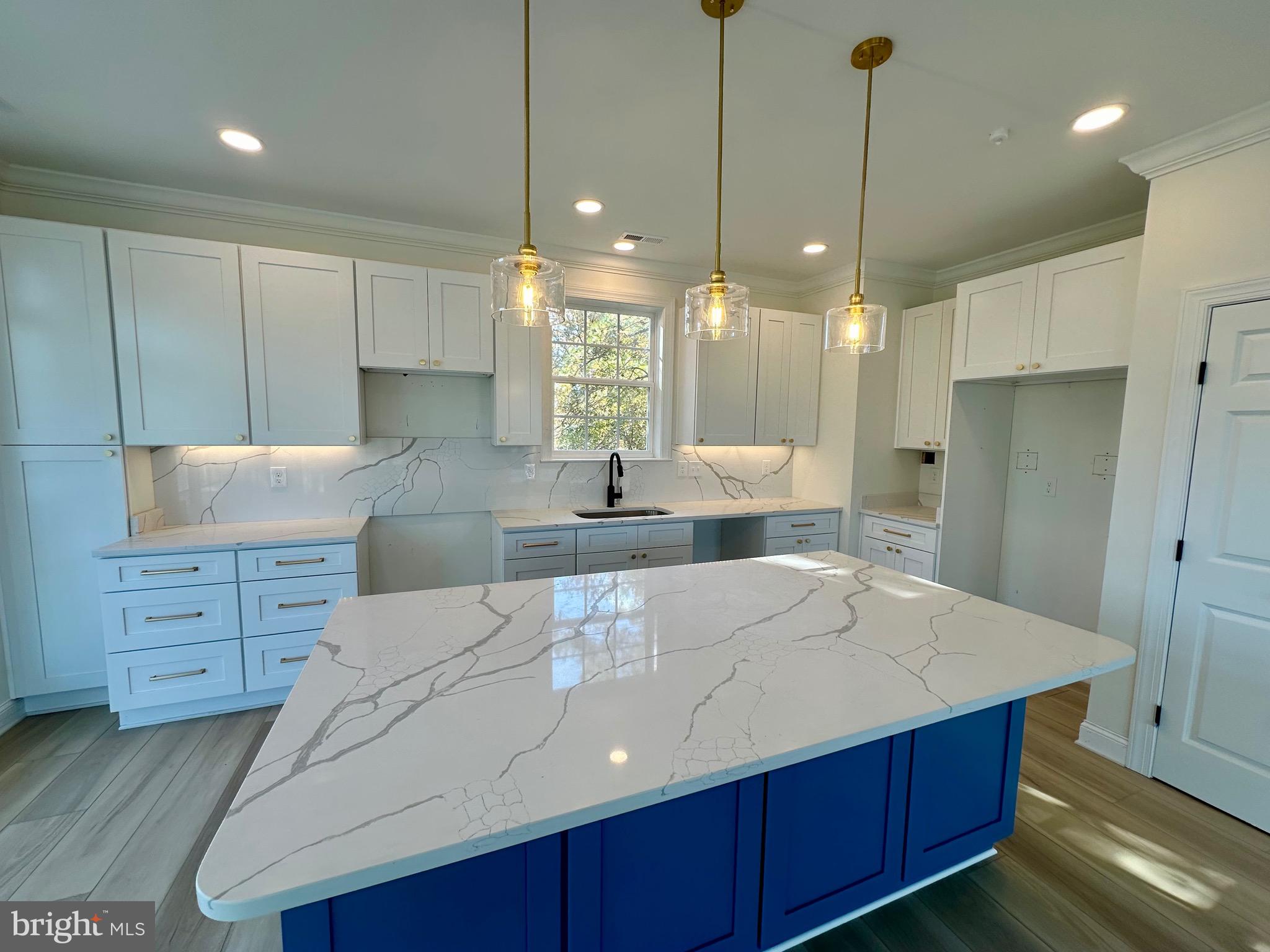 KENT ISLAND ESTATES - Residential